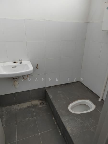 Terrace Factory for Rent in Shah Alam (Selangor) - Joanne Tan - Bathroom - PropertyGuru.com.my