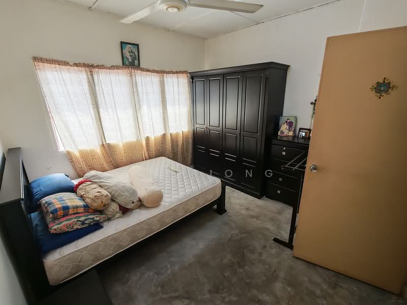 Taman Bukit Katil untuk Untuk Dijual - RM 248,000, Mac 2026 - Bedroom - PropertyGuru.com.my
