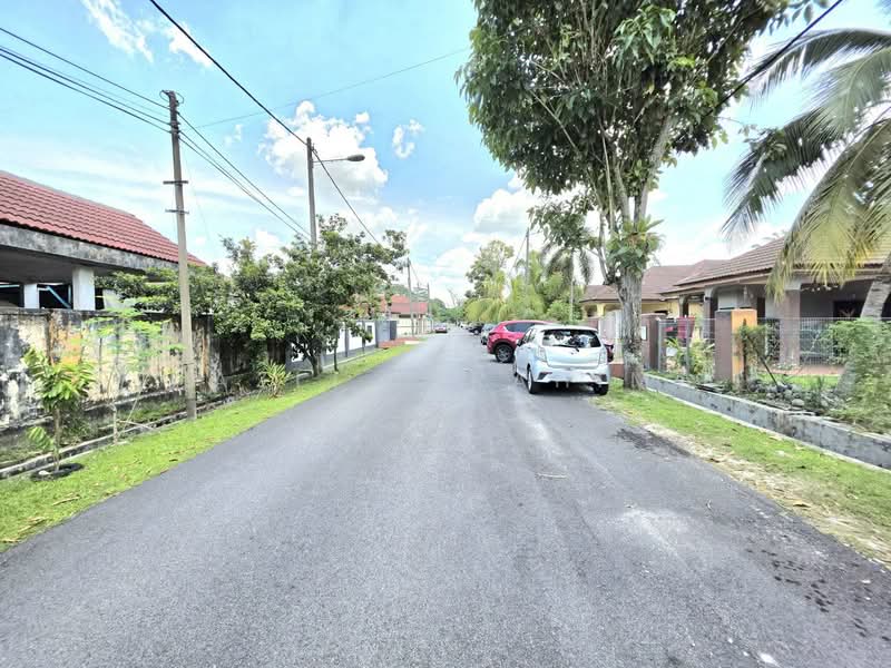 Bungalow for Sale in Sungai Buloh (Selangor) - Azli Ibrahim - Exterior - PropertyGuru.com.my