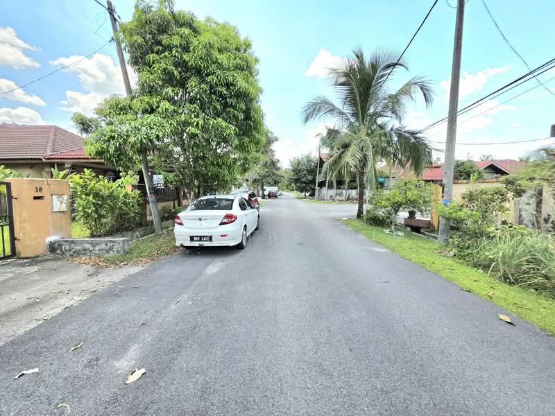 Bungalow for Sale in Sungai Buloh (Selangor) - Azli Ibrahim - Exterior - PropertyGuru.com.my