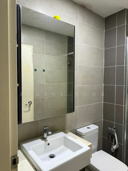 Kondominium untuk Dijual di Lakeville Residence - Eugene Wong - Bathroom - PropertyGuru.com.my