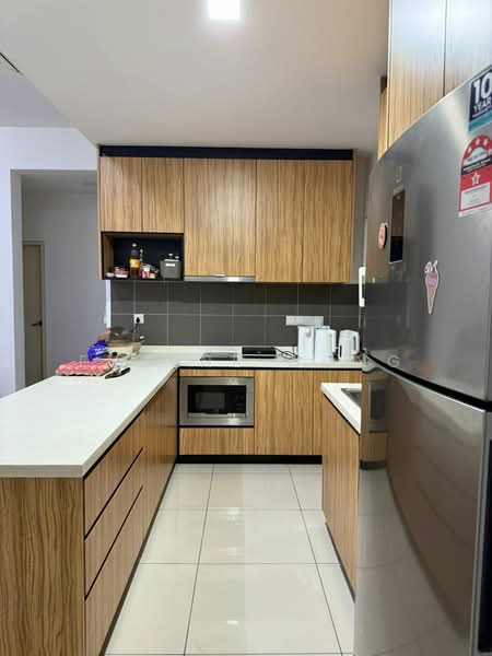 Kondominium untuk Dijual di Lakeville Residence - Eugene Wong - Kitchen - PropertyGuru.com.my
