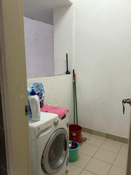 Kondominium untuk Dijual di Lakeville Residence - Eugene Wong - Interior - PropertyGuru.com.my