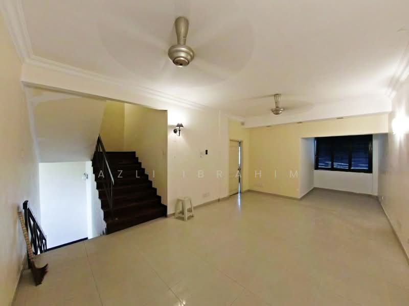 Townhouse for Sale in Templer Heights (Rawang) - Azli Ibrahim - Living Room - PropertyGuru.com.my