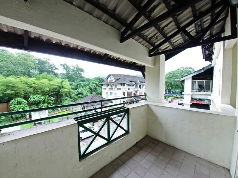 Townhouse for Sale in Templer Heights (Rawang) - Azli Ibrahim - Balcony - PropertyGuru.com.my