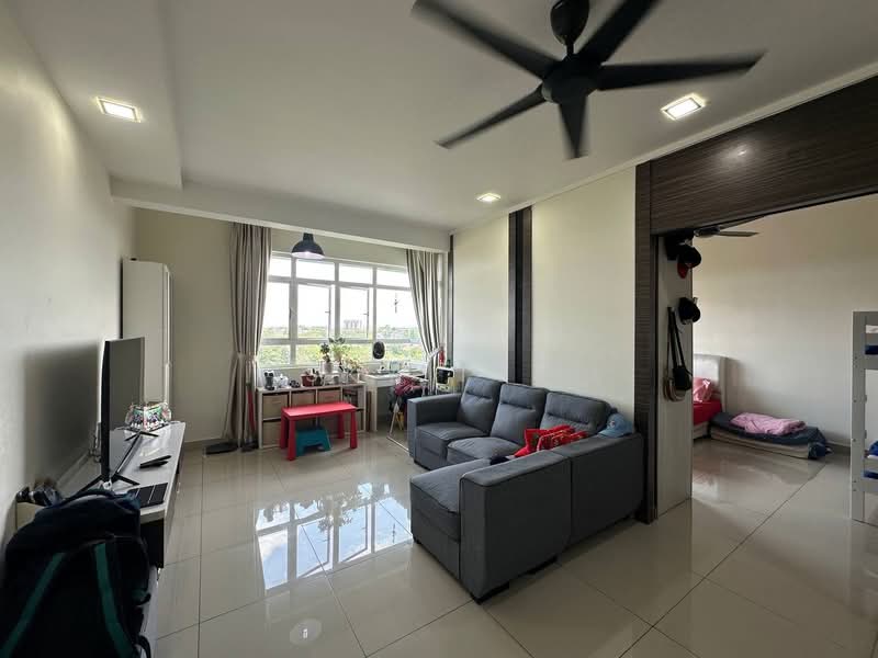 Apartment for Sale at Perling Heights Apartments - Sky Tee - Living Room - PropertyGuru.com.my