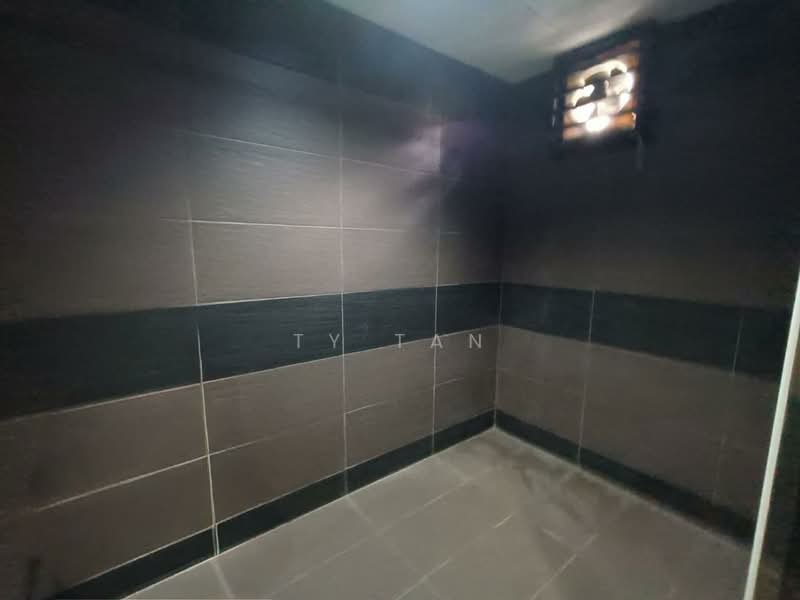 Shop for Rent in Taman Ungku Tun Aminah (Skudai) - Ty Tan - Interior - PropertyGuru.com.my