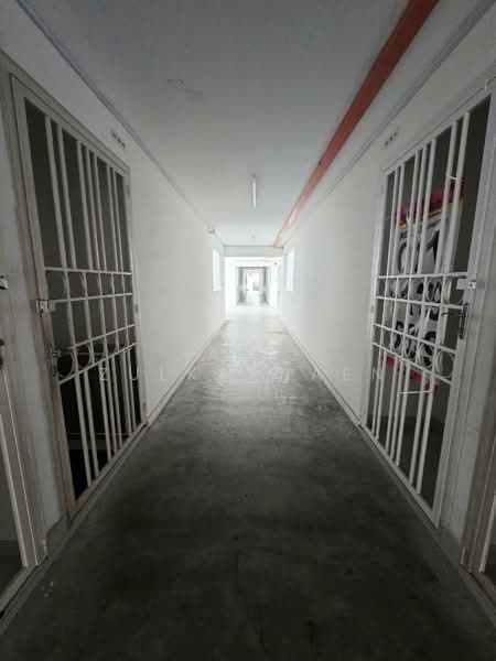 Apartment for Sale at Seri Intan Apartment - Adi Zulkarnaen - Corridor - PropertyGuru.com.my