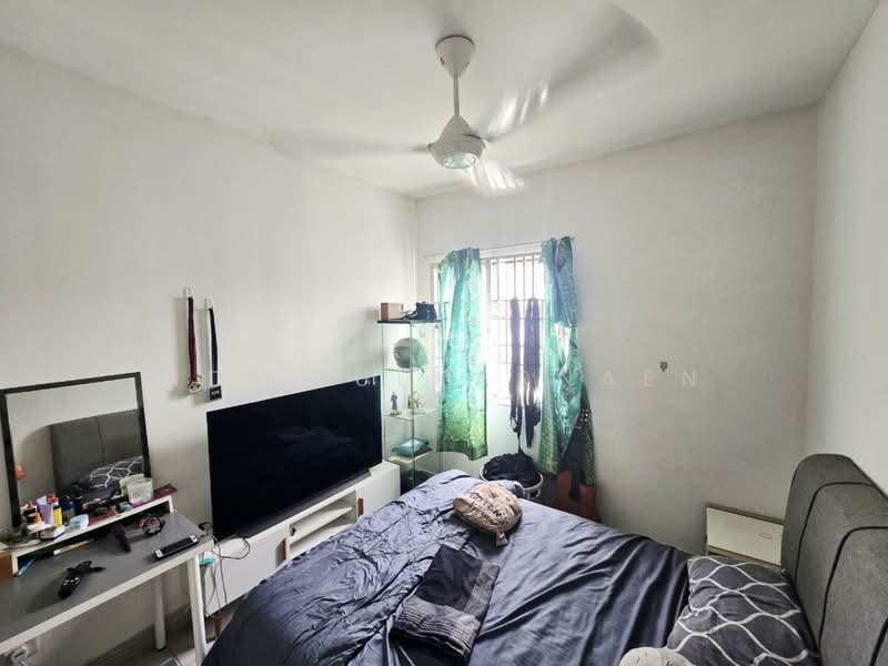 Apartment for Sale at Seri Intan Apartment - Adi Zulkarnaen - Bedroom - PropertyGuru.com.my
