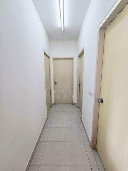 Apartment for Sale at Seri Intan Apartment - Adi Zulkarnaen - Corridor - PropertyGuru.com.my
