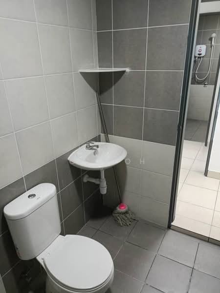 Residensi Kesuma 1 untuk Untuk Disewa - RM 1,298 /bulan, Mac 2026 - Bathroom - PropertyGuru.com.my