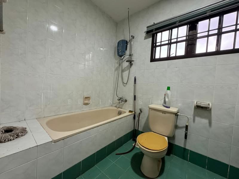 Bungalow for Sale in Kulai (Johor) - Elaine Sim - Bathroom - PropertyGuru.com.my