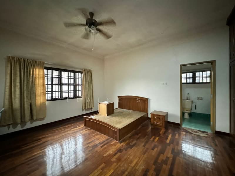 Bungalow for Sale in Kulai (Johor) - Elaine Sim - Bedroom - PropertyGuru.com.my