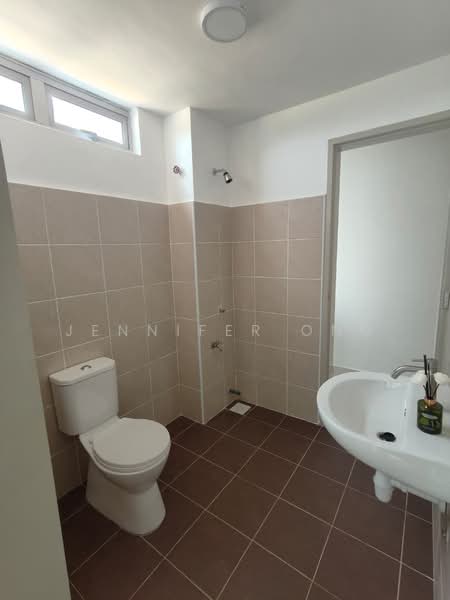 Cumulus Bandar Layangkasa untuk Untuk Dijual - RM 658,000, Mac 2026 - Bathroom - PropertyGuru.com.my