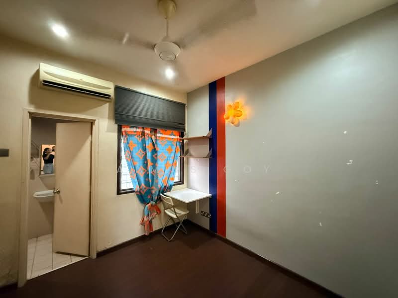 2-storey Terraced House for Sale in Bandar Mahkota Cheras (Cheras) - Aimns Goy - Bedroom - PropertyGuru.com.my