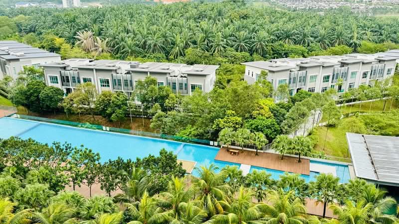 Condominium for Sale at D'Suites Akasia Horizon @ Horizon Hills - Roy Yap - Exterior - PropertyGuru.com.my