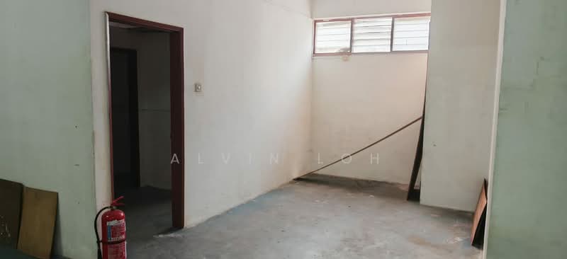 Factory for Sale in Seri Kembangan (Selangor) - Alvin Loh - Interior - PropertyGuru.com.my