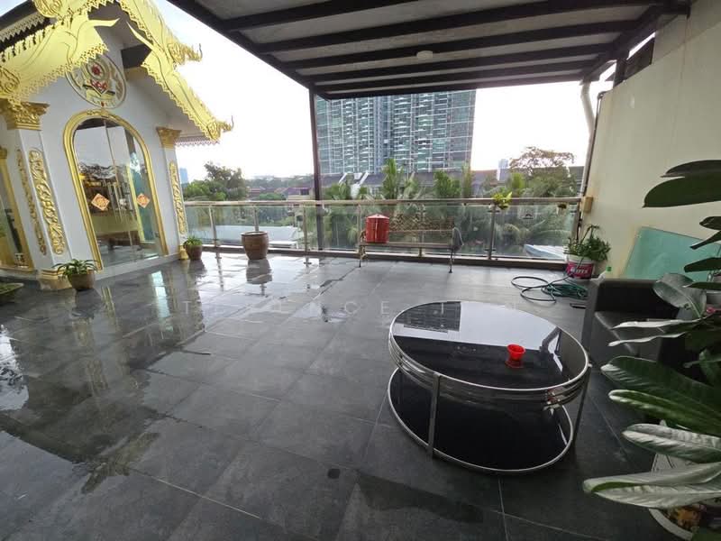 Semi-Detached House for Sale in Johor Bahru (Johor) - Terence Tan - Balcony - PropertyGuru.com.my