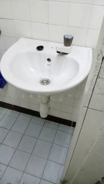 Mediterranean Alora untuk Untuk Disewa - RM 1,300 /bulan, Mac 2026 - Bathroom - PropertyGuru.com.my