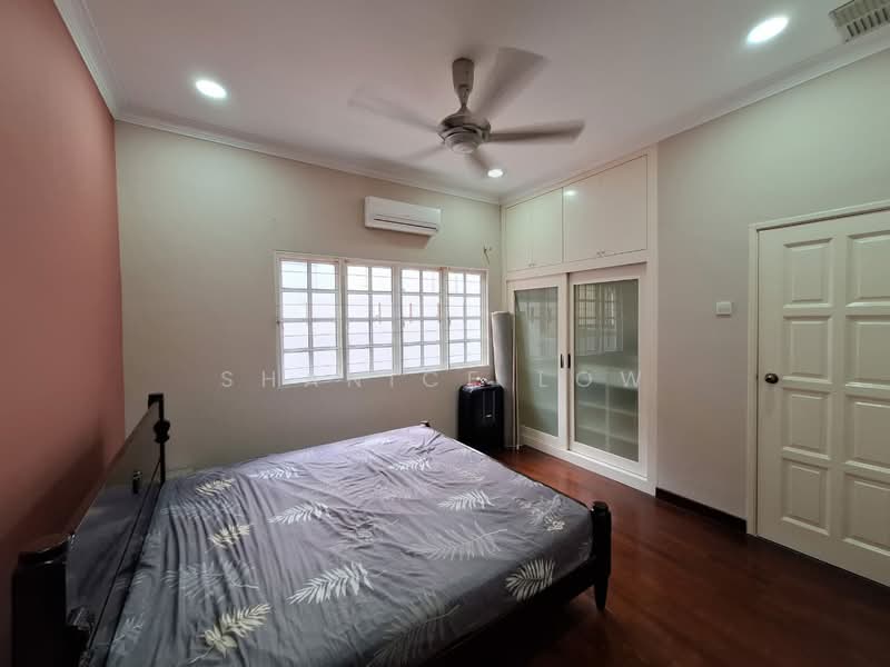Semi-Detached House for Sale in Bandar Puteri Puchong (Puchong) - Shanice Low - Bedroom - PropertyGuru.com.my