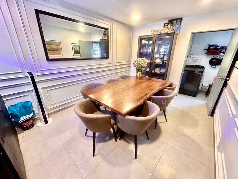 2.5-storey Terraced House for Sale in Ukay Perdana (Ulu Kelang) - Abid Sabarudin - Dining Room - PropertyGuru.com.my