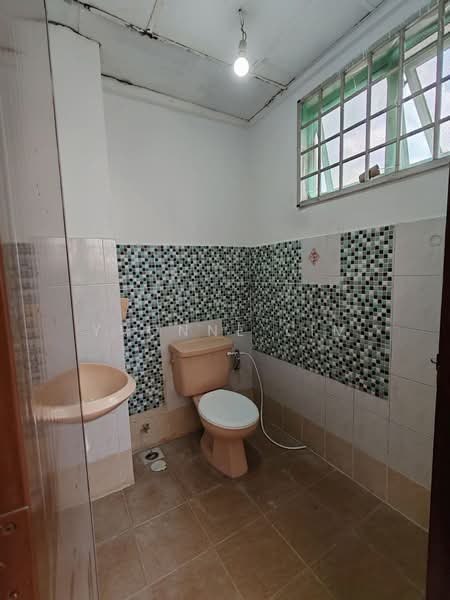 Pangsapuri Persiaran Tanjung untuk Untuk Dijual - RM 300,000, Mac 2026 - Bathroom - PropertyGuru.com.my