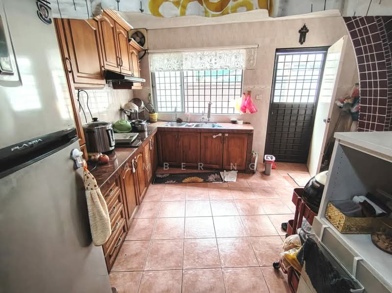 Rumah Teres 3 Tingkat untuk Dijual di Medan Idaman (Setapak) - Amber Ng - Kitchen - PropertyGuru.com.my