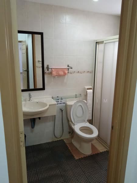 Condominium for Sale at Pelangi Astana - Phyllis Lim - Bathroom - PropertyGuru.com.my