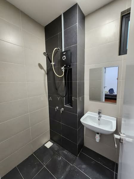 Service Residence for Rent at Pacific Star - Ray Lee - Bathroom - PropertyGuru.com.my