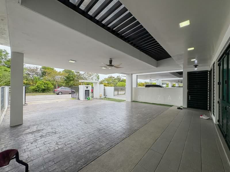 2-storey Terraced House for Sale in Elmina (Shah Alam) - Danial Mohd Zaki - Exterior - PropertyGuru.com.my