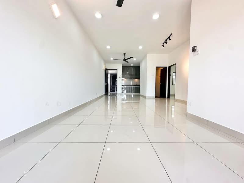 Residensi Zamrud untuk Untuk Dijual - RM 330,000, Mac 2026 - Living Room - PropertyGuru.com.my