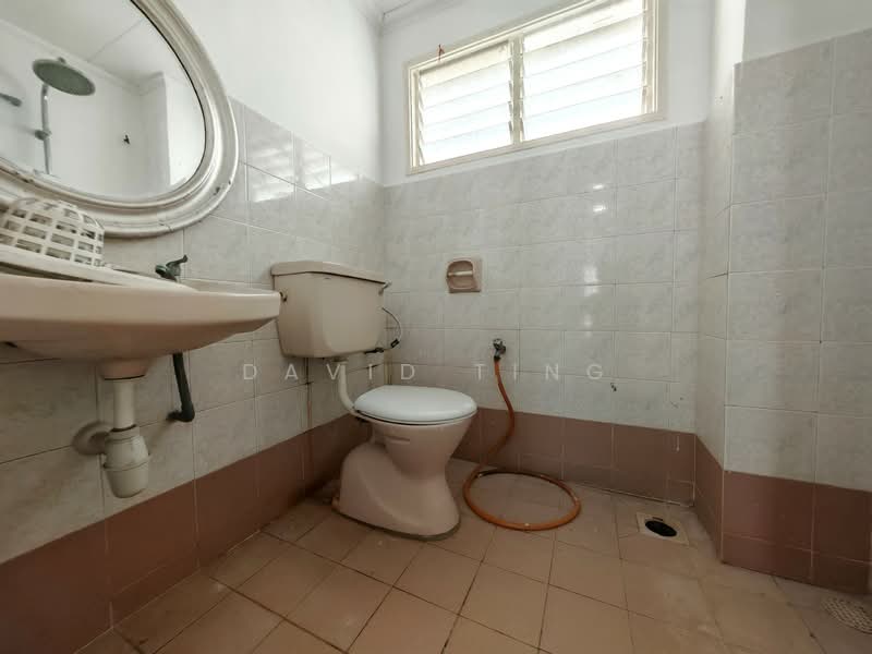 Subang Jaya untuk Untuk Dijual - RM 780,000, Mac 2026 - Bathroom - PropertyGuru.com.my