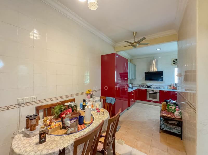 Seksyen 9, Bandar Baru Bangi untuk Untuk Dijual - RM 1,050,000, Mac 2026 - Kitchen - PropertyGuru.com.my