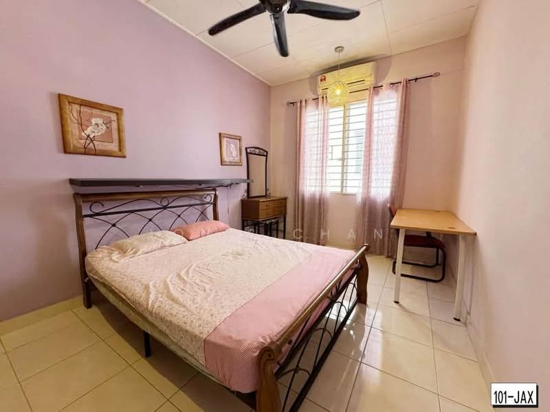 2-storey Terraced House for Sale in Setia Alam (Selangor) - Louis Chan - Bedroom - PropertyGuru.com.my