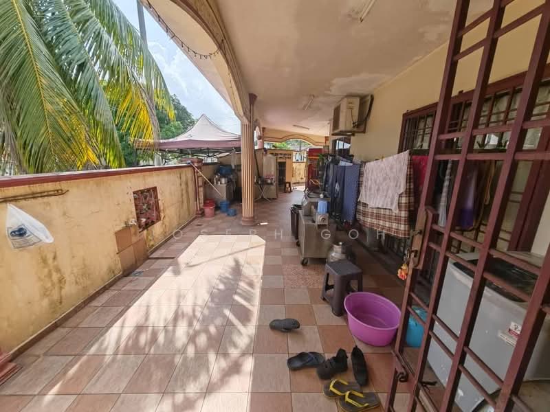 1-storey Terraced House for Sale in Taman Putri Kulai (Kulai) - Joseph Goh - Exterior - PropertyGuru.com.my