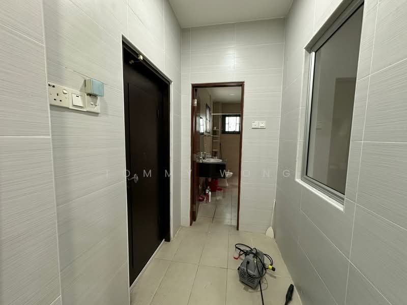 Semi-Detached House for Sale in Bandar Sungai Long (Selangor) - Tommy Wong - Bathroom - PropertyGuru.com.my