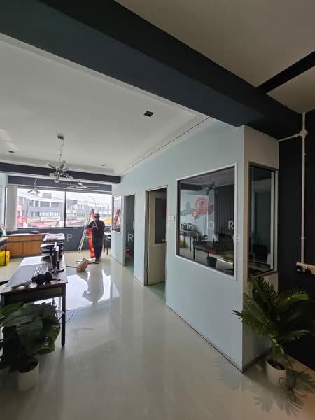 Shop for Rent in Setia Alam (Selangor) - Jack Khor Phor Jiing - Interior - PropertyGuru.com.my