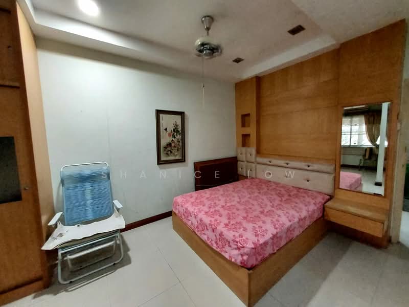 Semi-Detached House for Sale in Bandar Puteri Puchong (Puchong) - Shanice Low - Bedroom - PropertyGuru.com.my