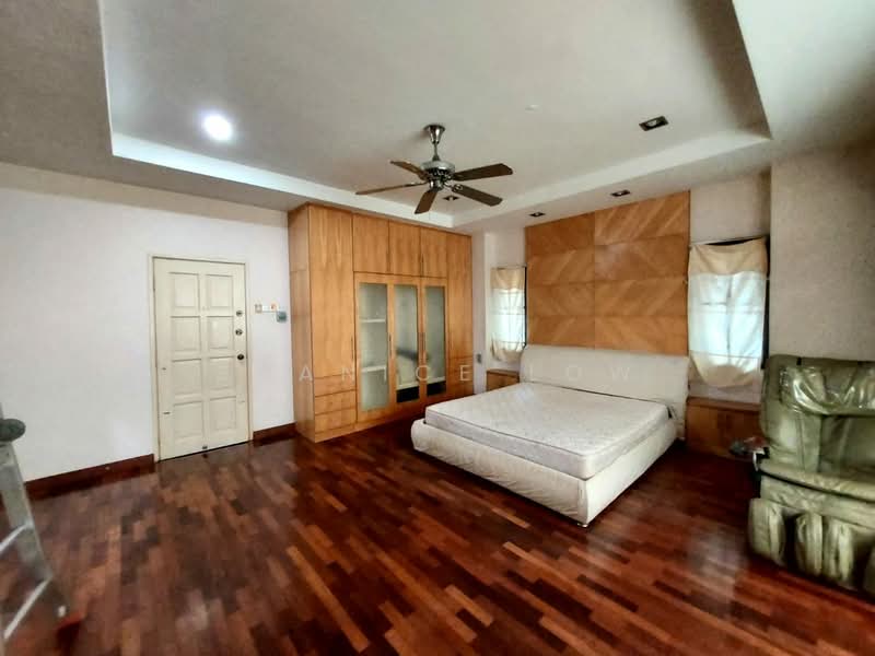 Semi-Detached House for Sale in Bandar Puteri Puchong (Puchong) - Shanice Low - Bedroom - PropertyGuru.com.my
