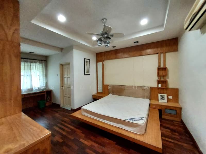 Semi-Detached House for Sale in Bandar Puteri Puchong (Puchong) - Shanice Low - Bedroom - PropertyGuru.com.my