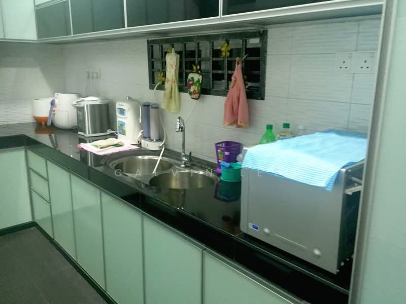 2-storey Terraced House for Sale in Bandar Putra (Kulai) - Calvin Lee - Kitchen - PropertyGuru.com.my