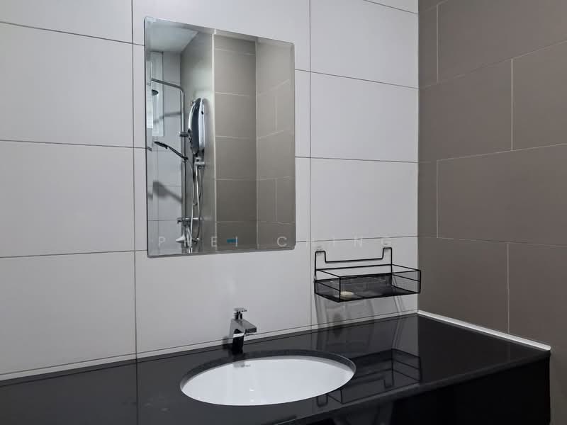 D'Zone Condominium untuk Untuk Disewa - RM 1,800 /bulan, Mac 2026 - Coomon Bathroom - PropertyGuru.com.my