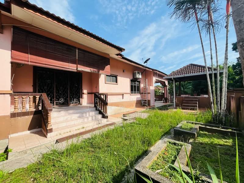 Taman Desa Sentosa, Bandar Baru Bangi untuk Untuk Dijual - RM 800,000, Mac 2026 - Exterior - PropertyGuru.com.my