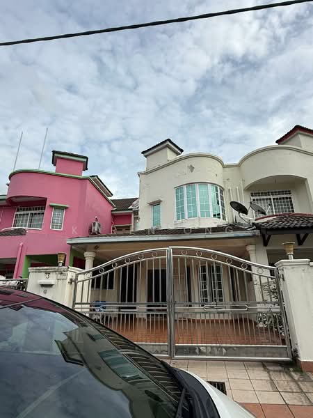 2-storey Terraced House for Sale in Puchong (Selangor) - Karen Ong - Exterior - PropertyGuru.com.my