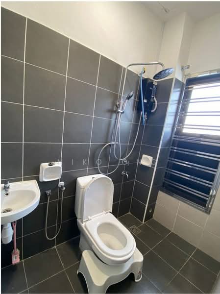 2-storey Terraced House for Rent in Kempas Baru (Johor Bahru) - Niko Ong - Bathroom - PropertyGuru.com.my