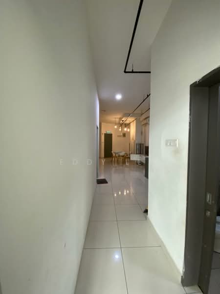 Serviced Residence @ 3 Towers untuk Untuk Disewa - RM 2,000 /bulan, Mac 2026 - Corridor - PropertyGuru.com.my