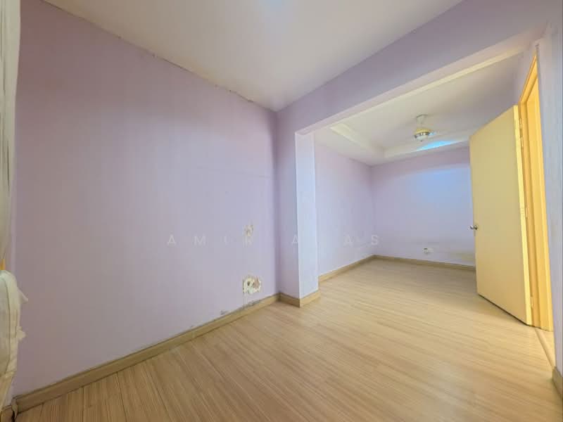 3-storey Terraced House for Sale in Bandar Teknologi Kajang (Kajang) - Amir Abas - Interior - PropertyGuru.com.my