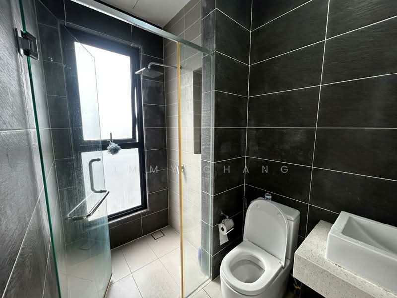 Service Residence for Sale at Le Pavillion - Jimmy Chang - Bathroom - PropertyGuru.com.my