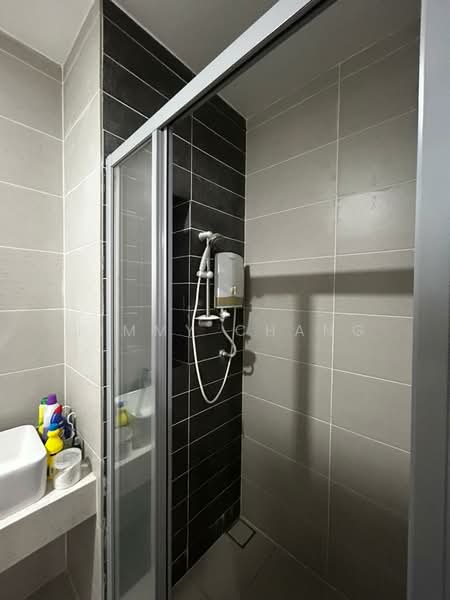 Service Residence for Sale at Le Pavillion - Jimmy Chang - Bathroom - PropertyGuru.com.my