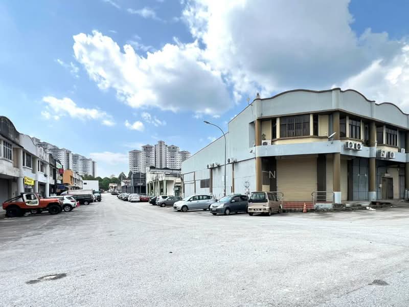 Factory for Sale in Kepong (Kuala Lumpur) - Keanu Tan - Exterior - PropertyGuru.com.my